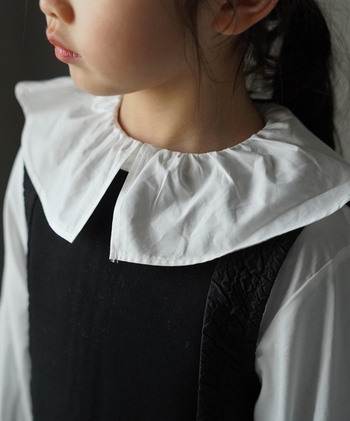 MAKE YOUR DAY（メイクユアデイ）の「ビッグフリルカラーブラウス■80～140cm（シャツ/ブラウス・キッズ・ベージュ/レッド/ブルー/オフホワイト・80/110/120/130/140/90/100）」の2枚目の写真