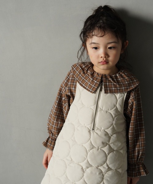 MAKE YOUR DAY（メイクユアデイ）の「ビッグフリルカラーブラウス■80～140cm（シャツ/ブラウス・キッズ・ベージュ/レッド/ブルー/オフホワイト・80/110/120/130/140/90/100）」の10枚目の写真