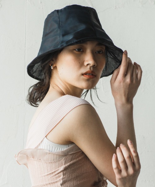 ORIENT MILLINERY(オリエント ミリナリー)の「SIA【シア】(ハット・レディース・オフホワイト/ブラック・FREE)」の2枚目の写真