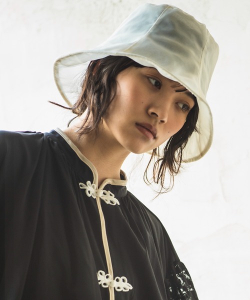 ORIENT MILLINERY(オリエント ミリナリー)の「SIA【シア】(ハット・レディース・オフホワイト/ブラック・FREE)」の15枚目の写真
