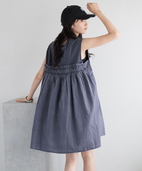 LOWRYS FARM（ローリーズファーム）の「ピグメントキリカエＳＳ　133881（Tシャツ/カットソー・レディース・チャコールグレー/アイボリー/ブルー・LONG/SHORT）」の10枚目の写真