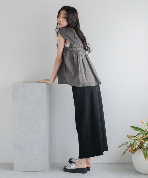 LOWRYS FARM（ローリーズファーム）の「ピグメントキリカエＳＳ　133881（Tシャツ/カットソー・レディース・チャコールグレー/アイボリー/ブルー・LONG/SHORT）」の12枚目の写真