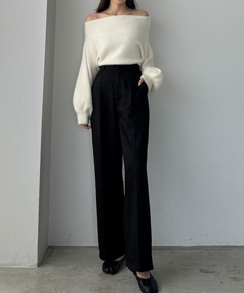 Louere(ルエレ)の「薄手ツイードタックパンツ(スラックス・レディース・ブラック/アイボリー/グレイッシュベージュ・SMALL/MEDIUM/LARGE/X-LARGE)」の3枚目の写真