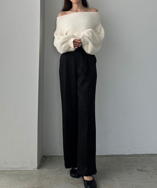 Louere(ルエレ)の「薄手ツイードタックパンツ(スラックス・レディース・ブラック/アイボリー/グレイッシュベージュ・SMALL/MEDIUM/LARGE/X-LARGE)」の6枚目の写真