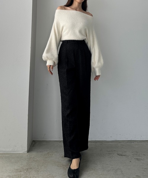 Louere(ルエレ)の「薄手ツイードタックパンツ(スラックス・レディース・ブラック/アイボリー/グレイッシュベージュ・SMALL/MEDIUM/LARGE/X-LARGE)」の7枚目の写真