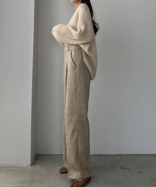 Louere(ルエレ)の「薄手ツイードタックパンツ(スラックス・レディース・ブラック/アイボリー/グレイッシュベージュ・SMALL/MEDIUM/LARGE/X-LARGE)」の16枚目の写真