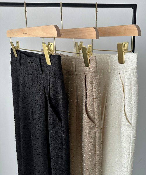 Louere(ルエレ)の「薄手ツイードタックパンツ(スラックス・レディース・ブラック/アイボリー/グレイッシュベージュ・SMALL/MEDIUM/LARGE/X-LARGE)」の19枚目の写真