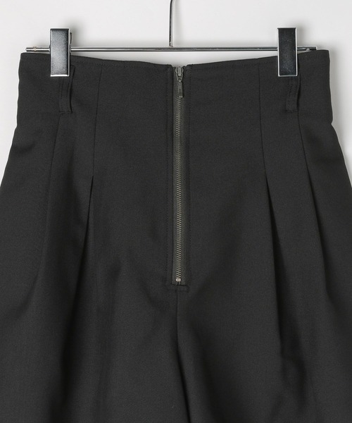 PAGEBOY（ページボーイ）の「ZIPミニショートパンツ（その他パンツ・レディース・ベージュ系その他/ブラウン系その他/ブラック・FREE）」の10枚目の写真