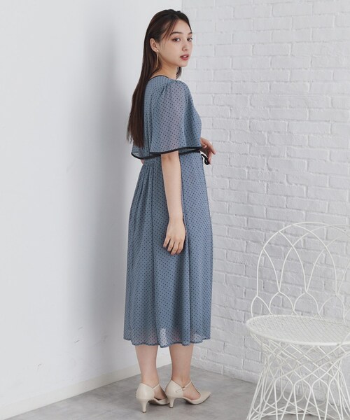 ペイントプリントフレアワンピース シルエットフラワープリントフレア ワンピース|ANAYI OFFICIAL