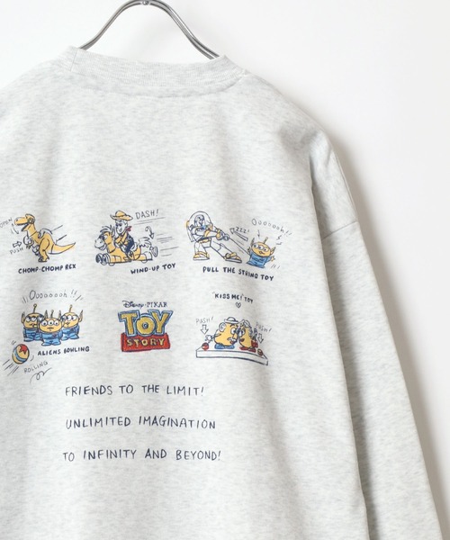 ミッキーマウス プリント スウェット グレー Disney/ディズニー》ミッキーマウスフロッキープリント