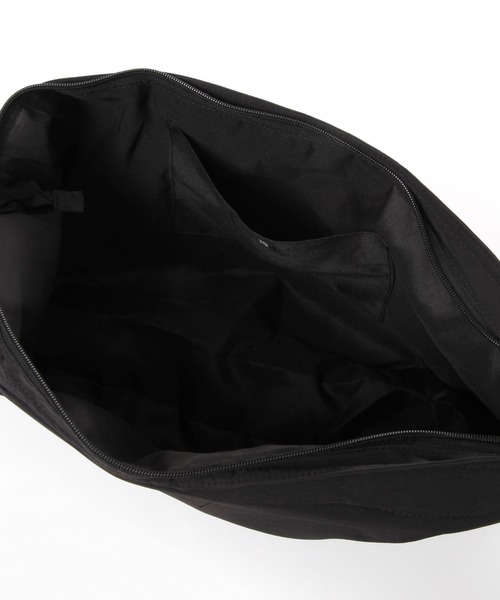 LAKOLE(ラコレ)の「ハーフムーンギャザーショルダーバッグ / 145305(ショルダーバッグ・メンズ・オフホワイト/グレー/ブラック・FREE)」の5枚目の写真