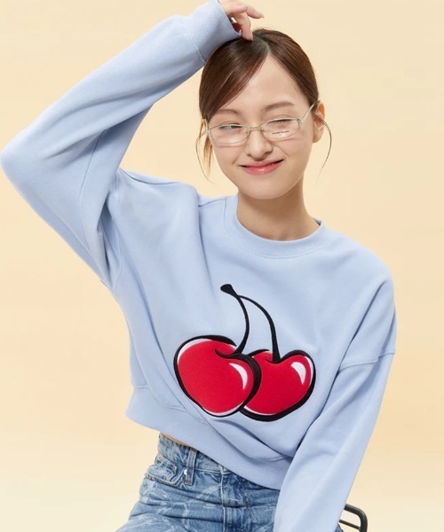 トレーナー スウェット KIRSH MELTING CHERRY PRINTED CROP SWEATSHIRT キルシー メルティング チェリー プ KIRSH MELTING CHERRY PRINTED CROP SWEATSHIRT キルシー メル