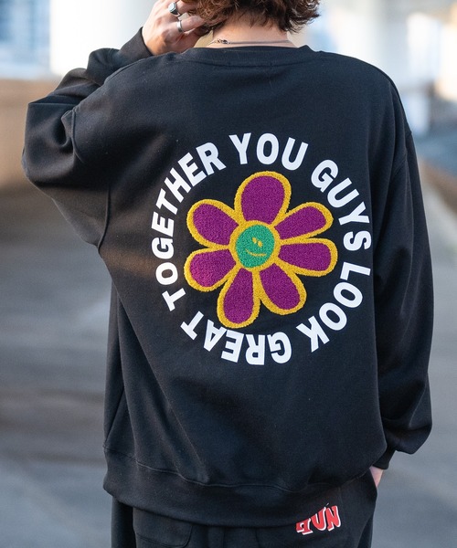 JOHN'S CLOSET(ジョンズクローゼット)の「【13】アソート刺繍 クルーネック ビッグトレーナー FLOWER/BASEBALL/GHOST(スウェット・メンズ・ブルーグレー/オフホワイト/ブラック系2/アッシュグレー/ブラック系1/ブラウン/スモークピンク・MEDIUM/LARGE)」の16枚目の写真