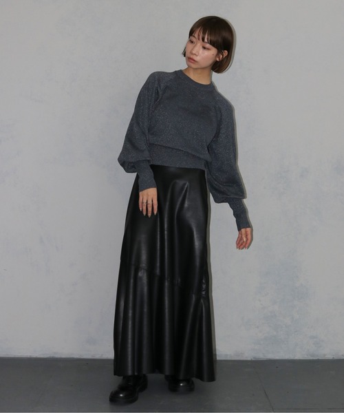 cheriella(シェリエラ)の「【cheriella】スウェットライク ラメニットプルオーバー SWEAT-LIKE LAME KNIT PULLOVER(ニット/セーター・レディース・グレー/チャコールグレー/レッド・M)」の11枚目の写真