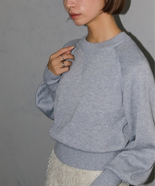 cheriella(シェリエラ)の「【cheriella】スウェットライク ラメニットプルオーバー SWEAT-LIKE LAME KNIT PULLOVER(ニット/セーター・レディース・グレー/チャコールグレー/レッド・M)」の17枚目の写真