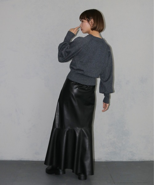 cheriella(シェリエラ)の「【cheriella】スウェットライク ラメニットプルオーバー SWEAT-LIKE LAME KNIT PULLOVER(ニット/セーター・レディース・グレー/チャコールグレー/レッド・M)」の12枚目の写真