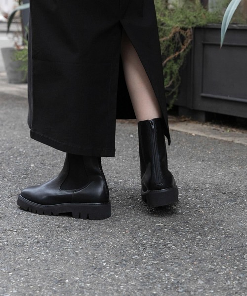 SENSE OF PLACE by URBAN RESEARCH（センスオブプレイスバイアーバンリサーチ）の「トラックソールサイドゴアブーツ（ブーツ・レディース・ブラック/ダークブラウン・SMALL/MEDIUM/LARGE）」の7枚目の写真