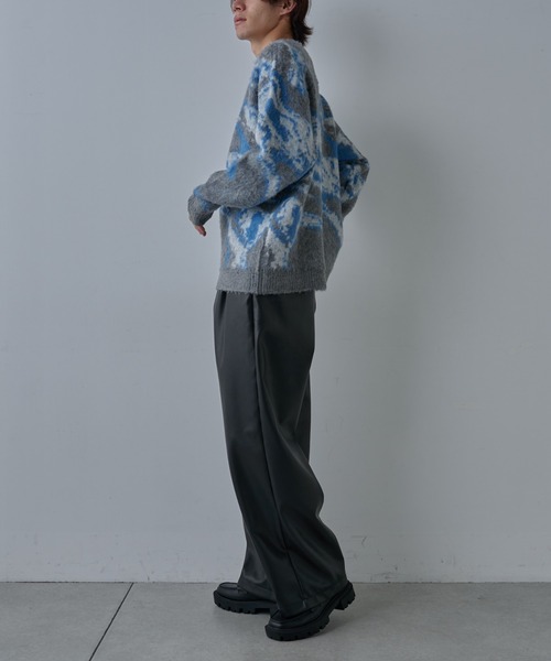 COLONY 2139（コロニートゥーワンスリーナイン）の「アートパターンシャギーニットクルー（ニット/セーター・メンズ・グレー/ブラック/ネイビー・LARGE/MEDIUM）」の11枚目の写真