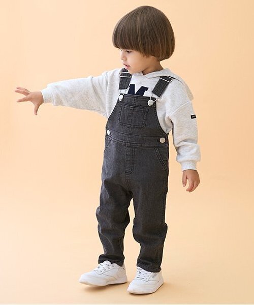 petit main(プティマイン)の「アルファベットパーカー(パーカー・キッズ・グリーン/ホワイト系その他/ネイビー・80cm/90cm/100cm/110cm/120cm/130cm)」の4枚目の写真