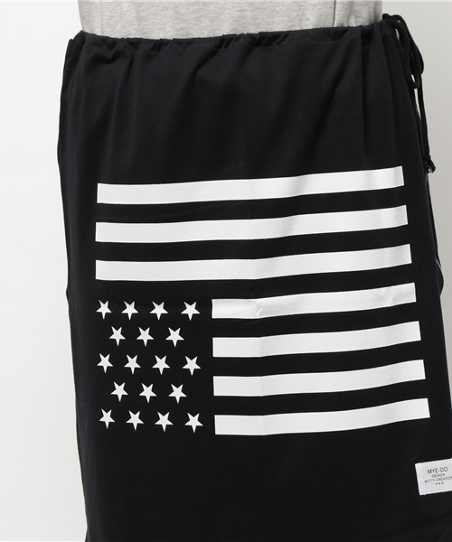 MYE-DO'(マイ・ドゥ)の「CS バンダナスカート "STARS AND STRIPES"(スカート・メンズ・ブラック/ホワイト・FREE)」の6枚目の写真