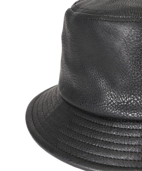 AVIREX(アヴィレックス)の「SYNTHETIC LEATHER BUCKET HAT / 合成皮革 バケットハット / AVIREX / アヴィレックス(ハット・メンズ・ブラウン/ブラック・F)」の6枚目の写真