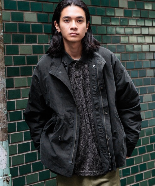 niko and...(ニコアンド)の「プリントベロアポロシャツ(ポロシャツ・メンズ・グレー/ブラウン・LARGE/MEDIUM)」の16枚目の写真