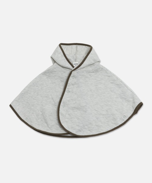 chil2（チルツー）の「ニットキルトポンチョ（ポンチョ・キッズ・ブラック/グレー/オートミール/ネイビー・80ｃｍ/90cm/100cm）」の9枚目の写真