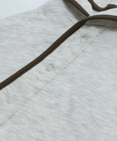 chil2（チルツー）の「ニットキルトポンチョ（ポンチョ・キッズ・ブラック/グレー/オートミール/ネイビー・80ｃｍ/90cm/100cm）」の12枚目の写真