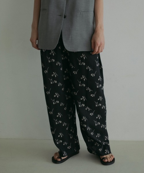 最大12%OFFクーポン Flower Pants（その他パンツ）｜anuke（アンヌーク）の Jacquard パンツ