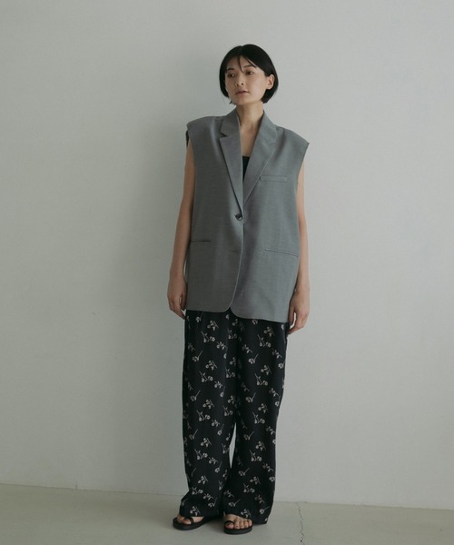 anuke（アンヌーク）の「Flower Jacquard Pants（その他パンツ・レディース・ネイビー/ボルドー・36inch/38inch）」の3枚目の写真