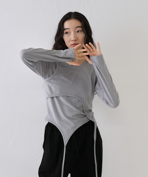 Uenui(ウニュイ)の「レイヤード ストリングデザイン トップス カットソー(その他トップス・レディース・ブラック/ホワイト/グレー・FREE)」の3枚目の写真