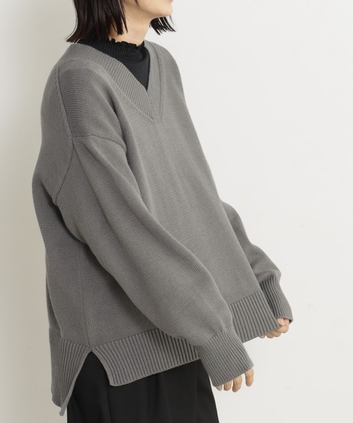 FOUND GOOD（ファウンドグッド）の「ザックリVネックチュニック（ニット/セーター・レディース・グリーン系5/アイボリー/ブラック/ブルー系5/グレー系5/レッド系5・S/M/L）」の3枚目の写真