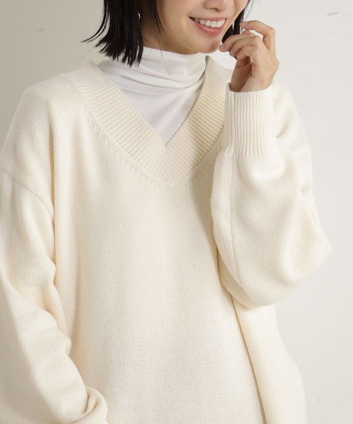 FOUND GOOD（ファウンドグッド）の「ザックリVネックチュニック（ニット/セーター・レディース・グリーン系5/アイボリー/ブラック/ブルー系5/グレー系5/レッド系5・S/M/L）」の8枚目の写真