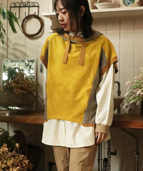 KRIFF MAYER Lady's Collection（クリフメイヤーレディースコレクション）の「ニット切り替えフードベスト（ベスト・レディース・ナチュラル/イエロー/チャコール/グレー・LARGE/MEDIUM）」の4枚目の写真