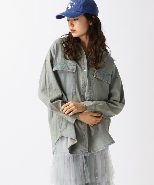 FOREVER 21（フォーエバー トゥエンティーワン）の「【2025SS】ビッグオーバーダイデニムシャツ（シャツ/ブラウス・レディース・ブルー/グレー・FREE）」の20枚目の写真