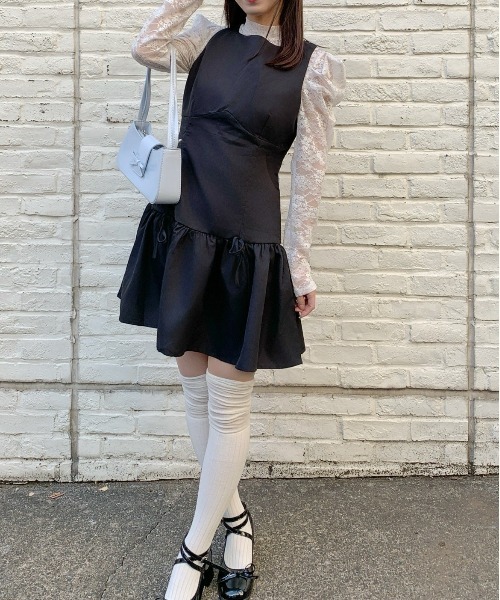 Silly（シリー）の「ノースリーブリボンミニワンピース（ワンピース・レディース・ホワイト/ブラック・FREE）」の14枚目の写真