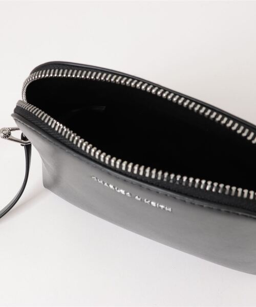 CHARLES & KEITH(チャールズ & キース)の「Sigrid シグリッド ホーボーバッグ(ショルダーバッグ・レディース・クリーム/ダークパープル/スミクロ・L)」の12枚目の写真