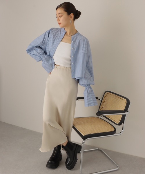 LAULEN（ローレン）の「volume sleeve cropped shirt /ボリュームスリーブ クロップド シャツ（シャツ/ブラウス・レディース・ホワイト/ブルー・FREE）」の10枚目の写真