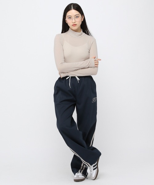PLACE STUDIO(プレイススタジオ)の「PLACE STUDIO/ベーシックハイネック長袖T(Tシャツ/カットソー・レディース・ライトオリーブ/アイボリー・FREE)」の17枚目の写真
