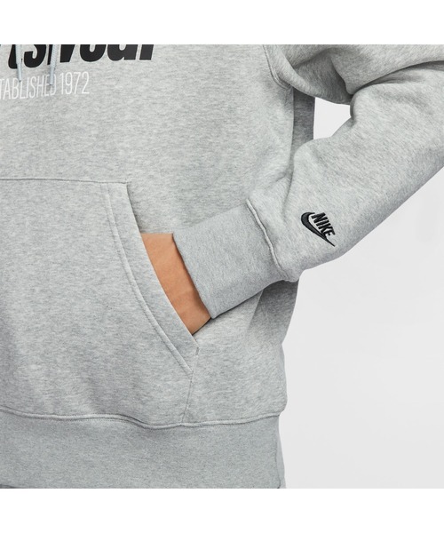 NIKE(ナイキ)の「ナイキ NIKE ナイキ クラブ BB NSW GFX プルオーバー L/S フーディ(スウェット・メンズ・ブルー/ネイビー/オレンジ/グレー・S/M/L/LL/3L)」の12枚目の写真