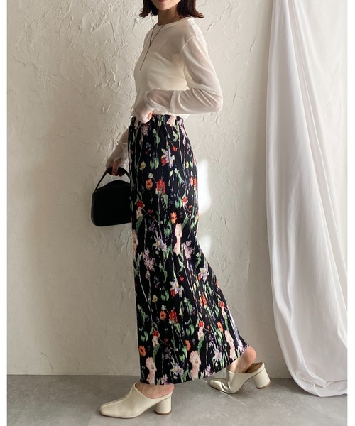 She's Closet(シーズクローゼット)の「【セルフカット】フラワープリント花柄ストレートIラインハイウエストタイトプリーツロングスカート(スカート・レディース・ブラック/オフホワイト・FREE)」の7枚目の写真