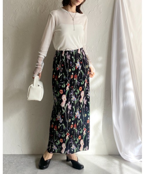She's Closet(シーズクローゼット)の「【セルフカット】フラワープリント花柄ストレートIラインハイウエストタイトプリーツロングスカート(スカート・レディース・ブラック/オフホワイト・FREE)」の5枚目の写真
