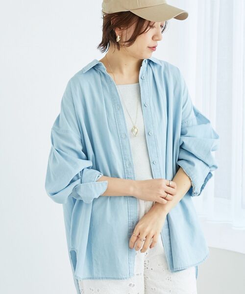 le.coeur blanc(ルクールブラン)の「《WEB限定アイテム》バックデザインオーバーデニムシャツ(シャツ/ブラウス・レディース・オフホワイト/ブルー/ネイビー・38)」の11枚目の写真