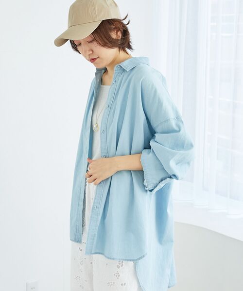 le.coeur blanc(ルクールブラン)の「《WEB限定アイテム》バックデザインオーバーデニムシャツ(シャツ/ブラウス・レディース・オフホワイト/ブルー/ネイビー・38)」の13枚目の写真