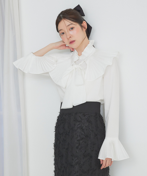 SELFIST（セルフィスト）の「【STORY掲載】２WAY プリーツ襟付ボウタイブラウス リボン ブラウス　レイヤード　秋服（シャツ/ブラウス・レディース・ブラック/ホワイト/ベージュ・フリー）」の19枚目の写真