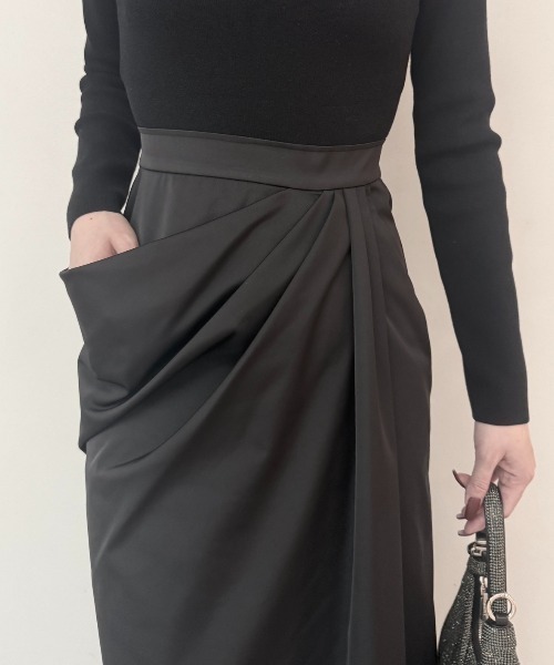 JOSE MOON（ジョゼムーン）の「DOCKING DRAPE DRESS/ドッキングドレープドレス（ワンピース・レディース・ホワイト/ブラック・38/36）」の7枚目の写真