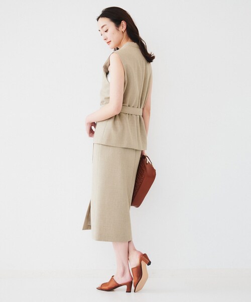 UNTITLED(アンタイトル)の「【セットアップ可能】リネンライクキャンバス ジレ(ベスト・レディース・ベージュ/アイボリー・44/48/04/02/00)」の13枚目の写真