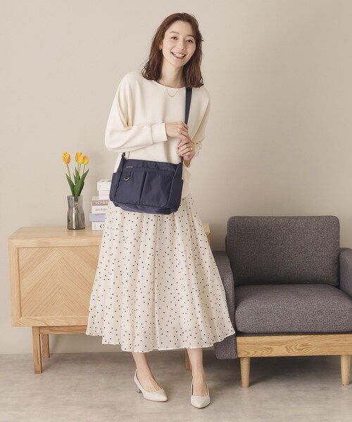 ITS'DEMO（イッツデモ）の「9ポケットショルダー（ショルダーバッグ・レディース・ライトグレー/ブラック/ベビーピンク/ネイビー・00）」の20枚目の写真