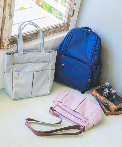 ITS'DEMO（イッツデモ）の「9ポケットショルダー（ショルダーバッグ・レディース・ライトグレー/ブラック/ベビーピンク/ネイビー・00）」の6枚目の写真