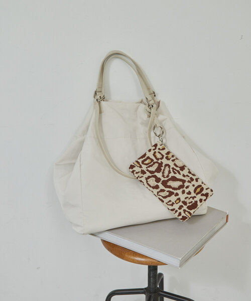 GALLARDAGALANTE（ガリャルダガランテ）の「【2.718】ダブルハンドルトートバッグ（トートバッグ・レディース・ブラック/キャメル/アイボリー・FREE）」の2枚目の写真